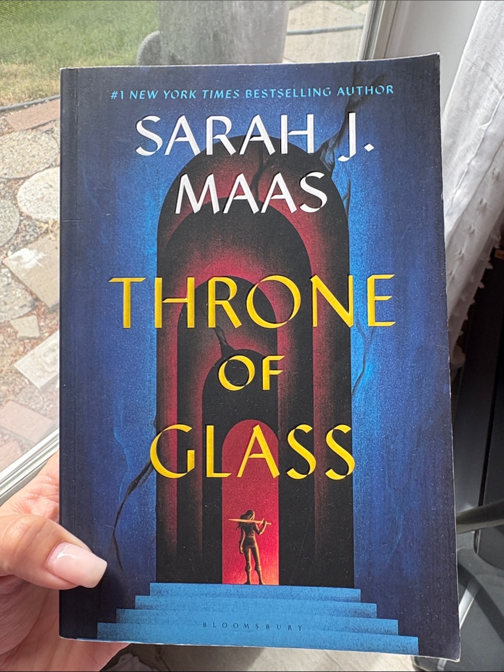 Sarah J. Maas Throne of Glass - Blue and Red Cover
